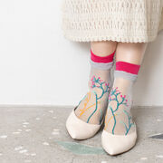 Embroidered flower semi-sheer white socks